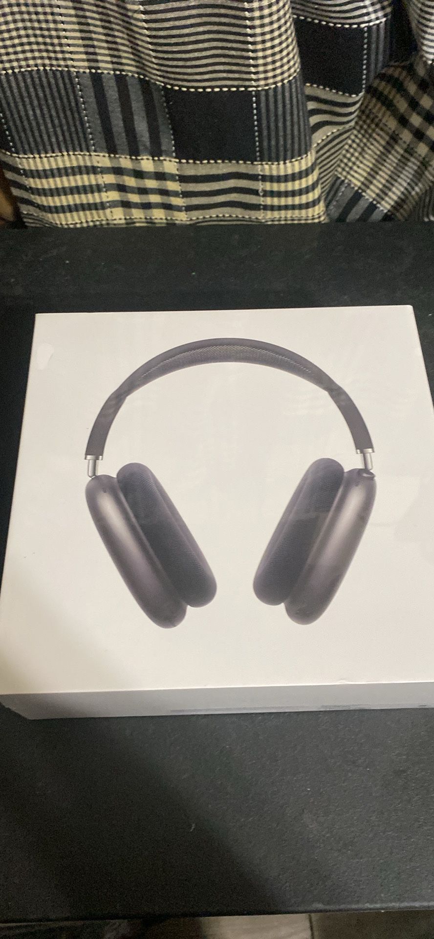 AirPod Max Midnight Edition 