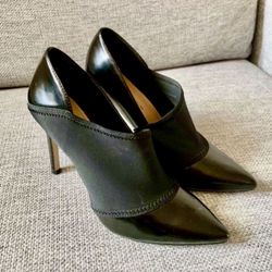 BCBGeneration  Hayden Black Pump/Bootie Size 6 