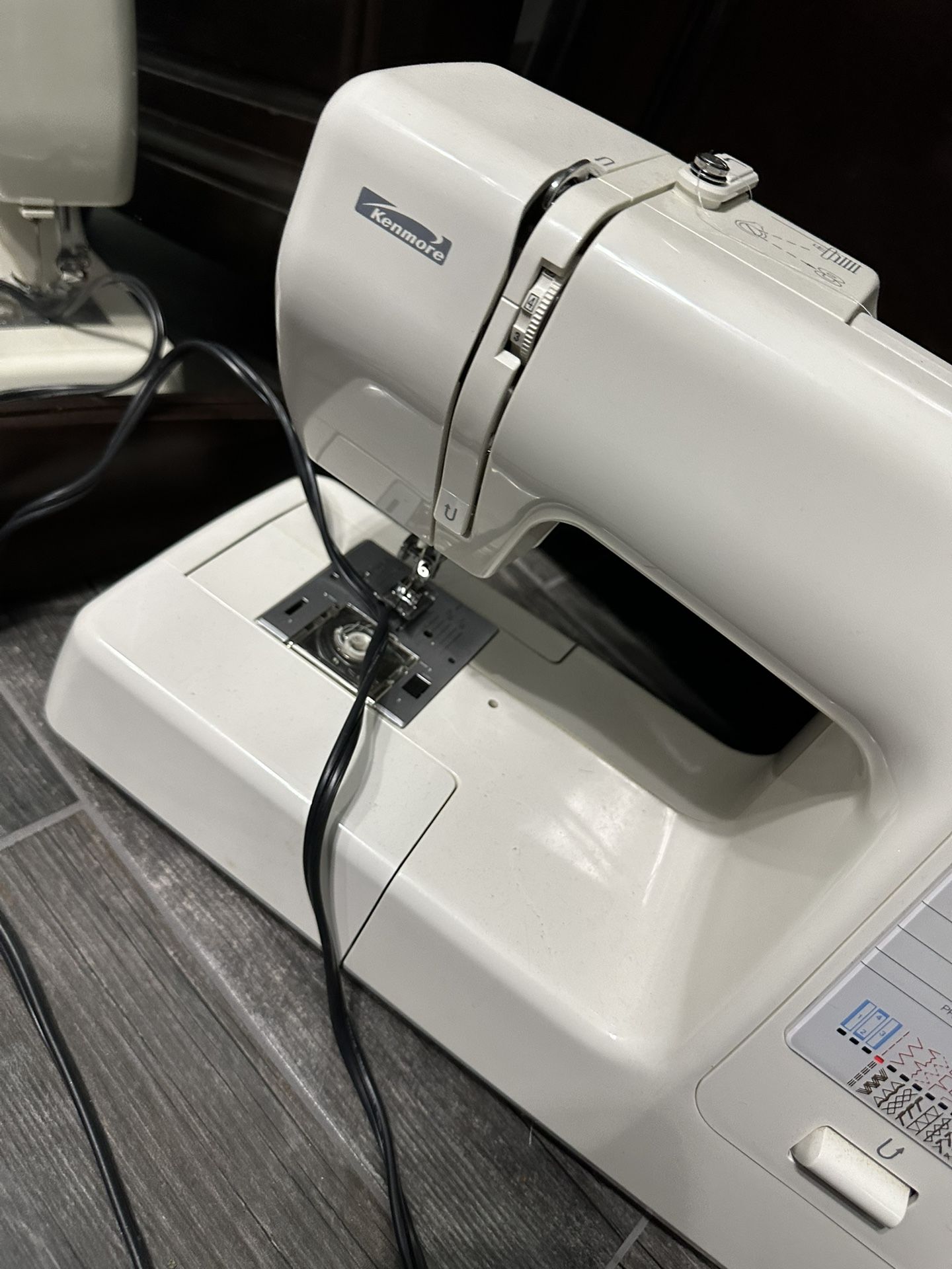 Kenmore Sewing Machine With foot Pedal