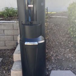 Water Dispenser Hot N Cold 90 Days Warranty