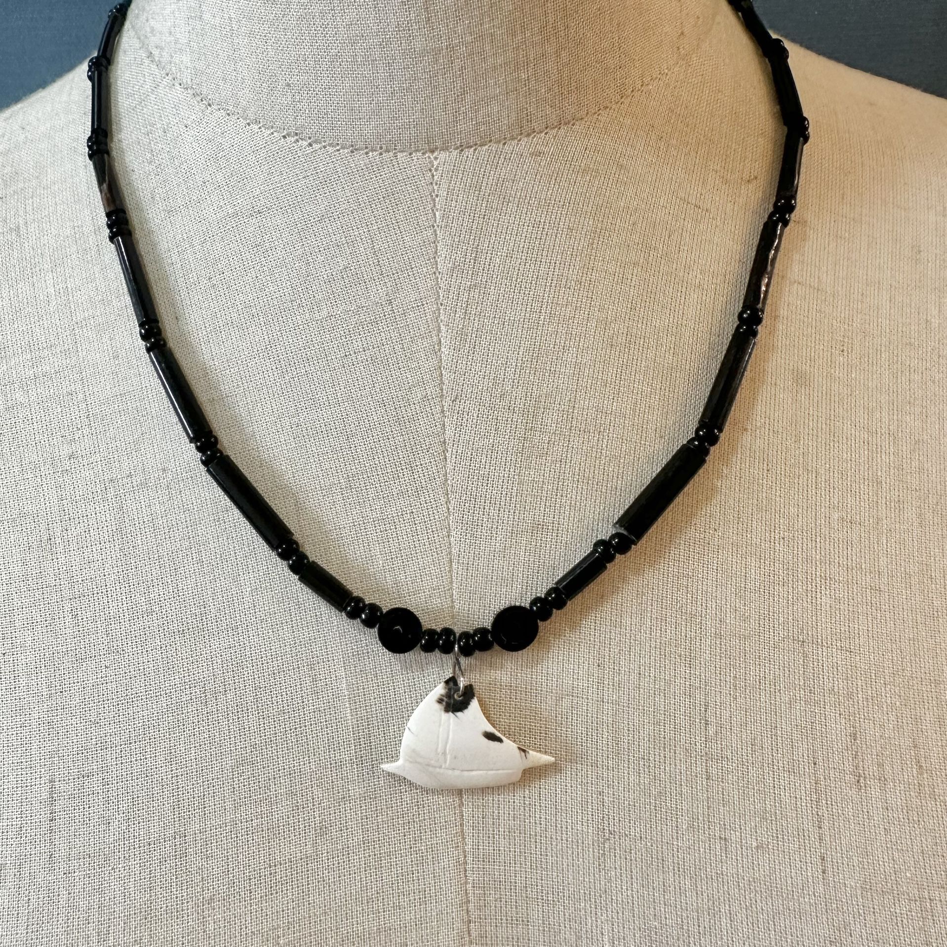 Black Coral Sailboat Shell Pendant Necklace 