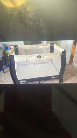 Baby crib