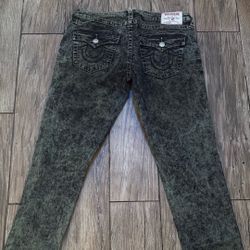 Woman’s true religion jeans 