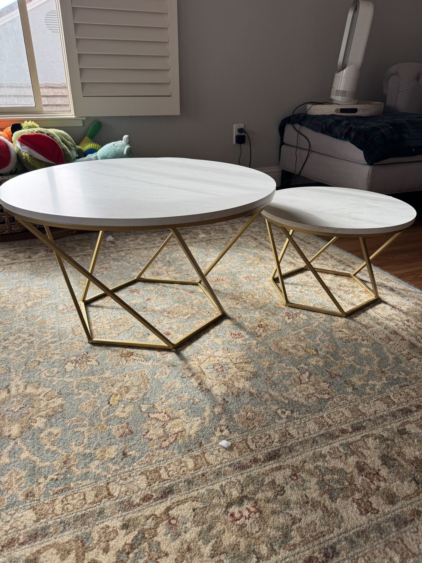 Walker Edison Modern Round Nesting Coffee Table Living Room Accent Ottoman Storage Shelf, Set Of 2, Marble and Gold