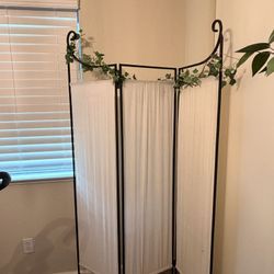 Room divider / Privacy screen