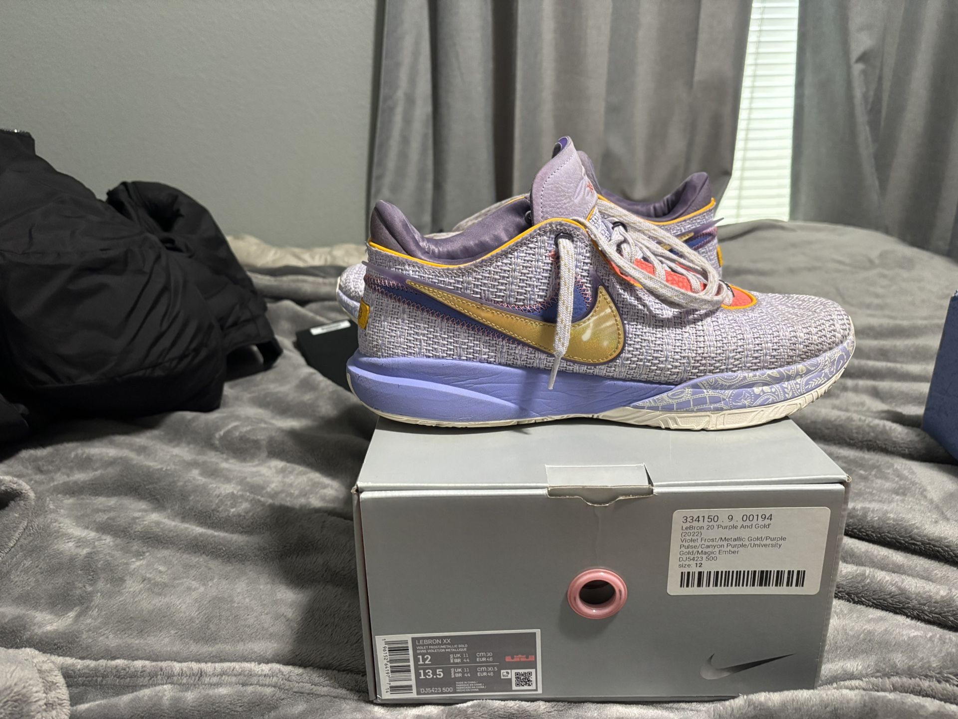 Lebron 20 violet frost