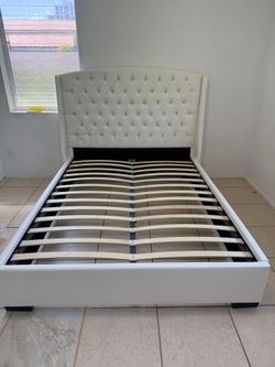 Queen Bed