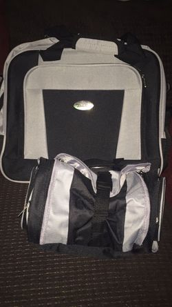 Travel set with wheels