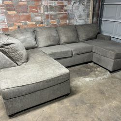 Sectional 