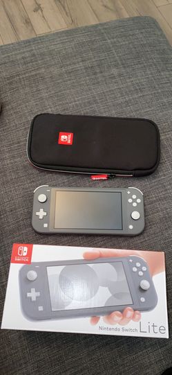 Nintendo switch lite AND CASE