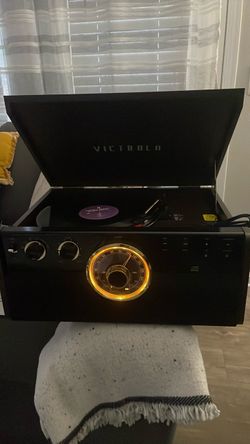 Victoria stereo, with am, fm stereo, tape deck. In excellent working condition