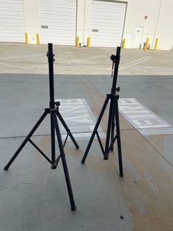 2 Carvin Tripod Speaker Stands