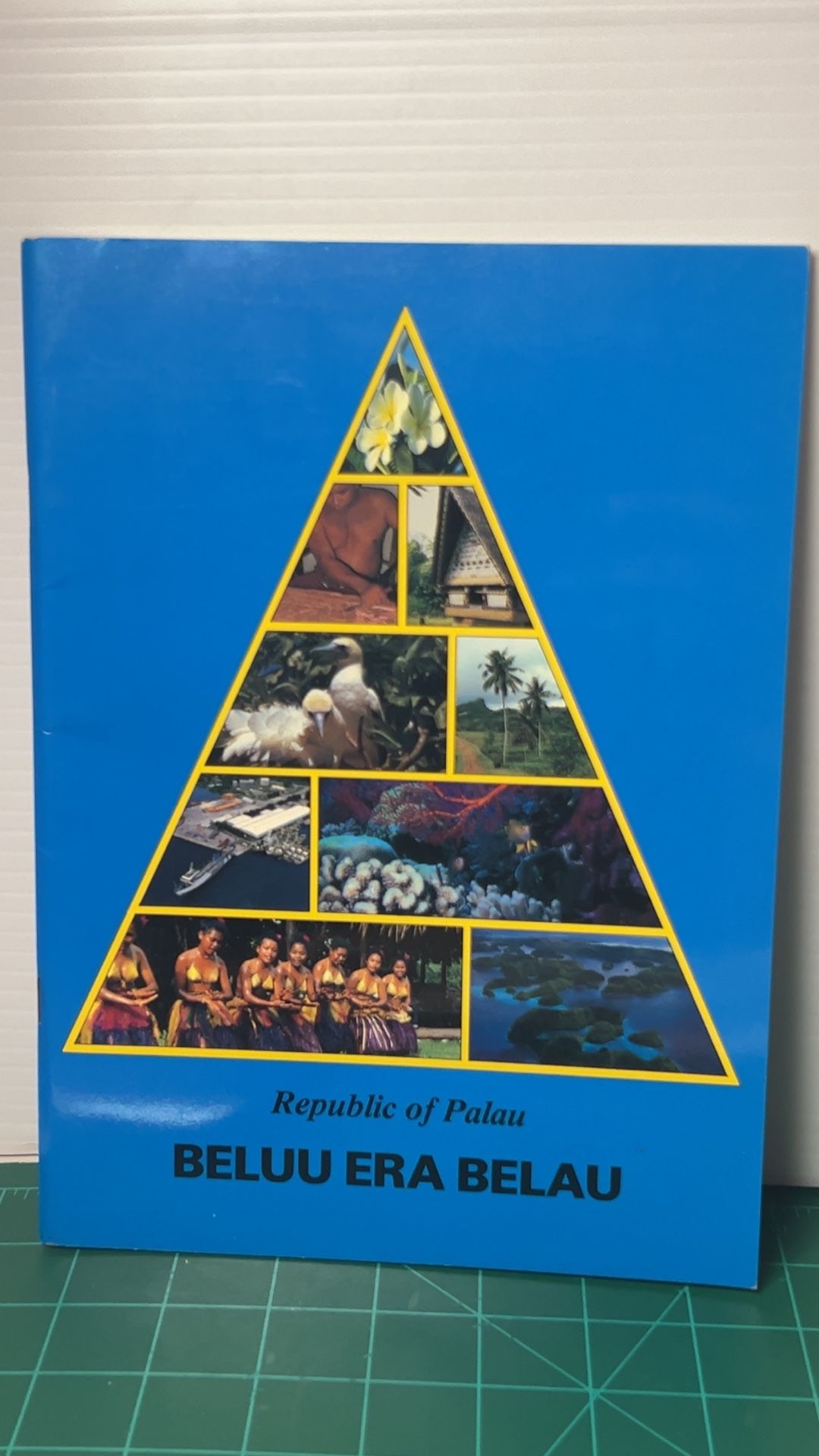 1980s Vintage Republic of Palau Travel Guide Book History Tourist Art Government