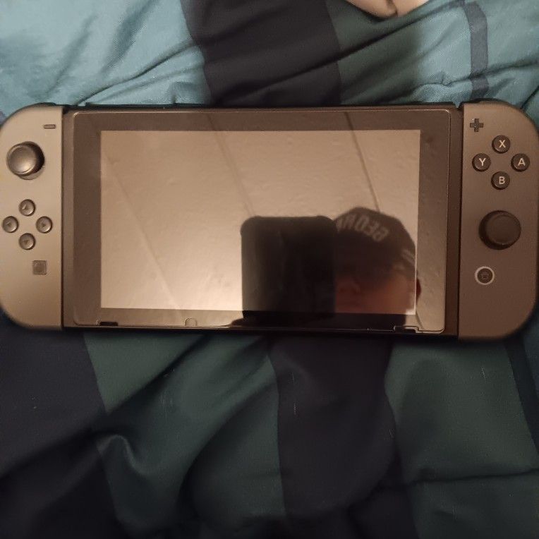 Nintendo Switch Console With accessories