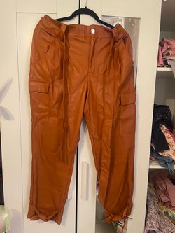 Women’s Cargo brown jogger pant