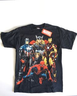 MARVEL AVENGERS BRAND NEW T-SHIRT