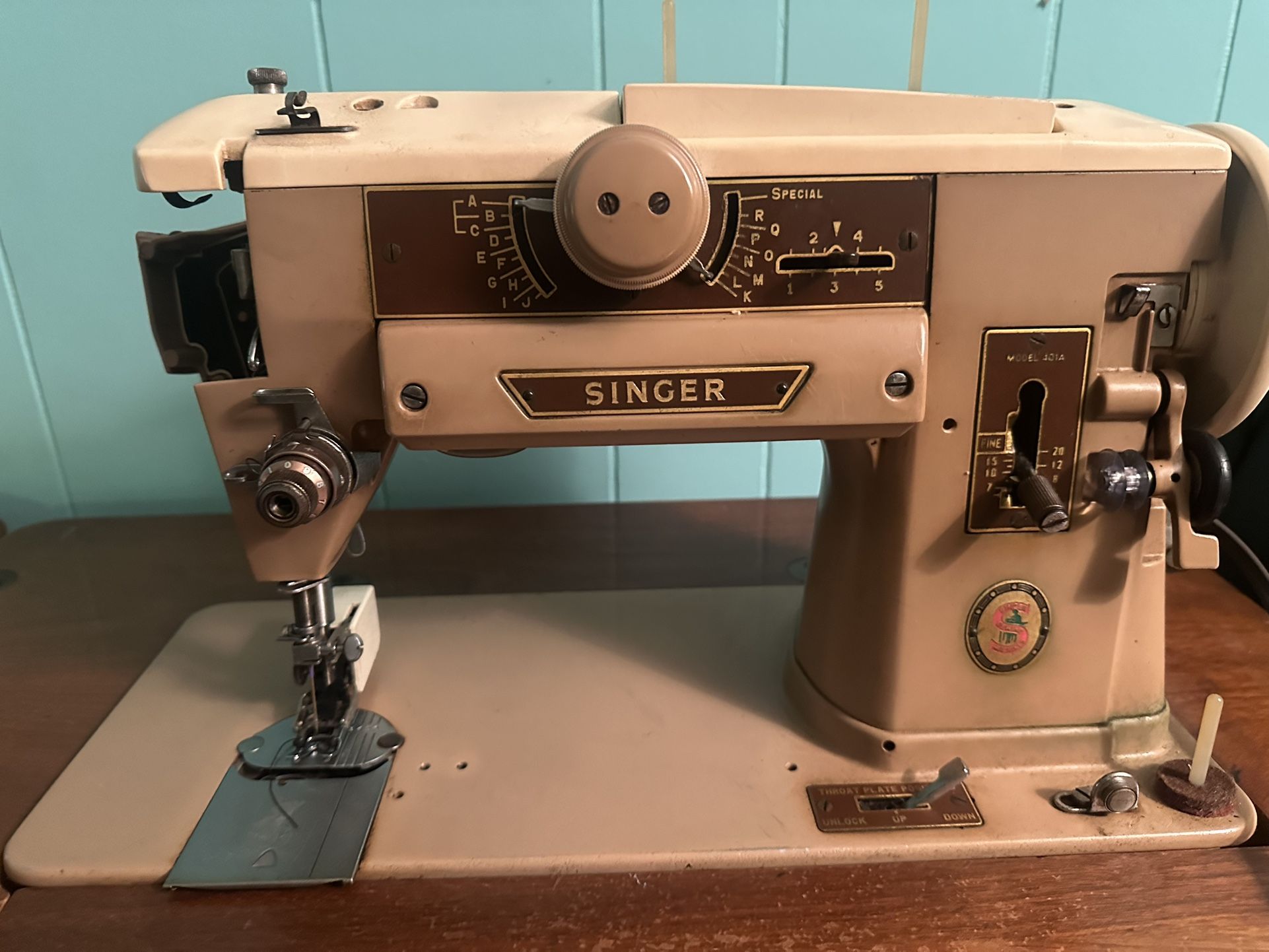 Singer Sewing Machine