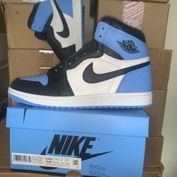 Brand New Men's Air Jordan Retro 1 High OG Unc Toe Size 10.5