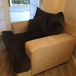 2 Oversized chair