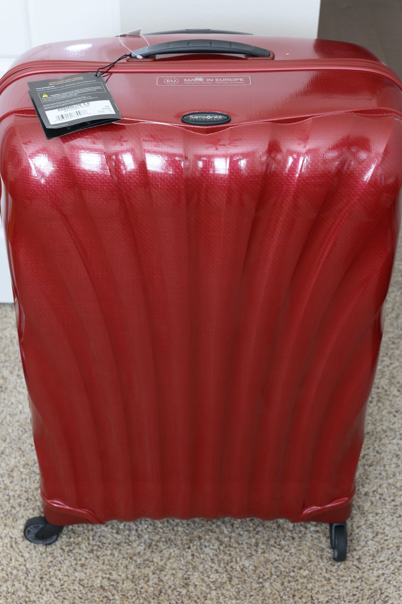 Brand New: Samsonite Cosmolite 3.0 Luggage Suitcase Spinner -