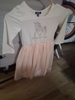 Girl's DRESSES 👗 $5.00 EACH