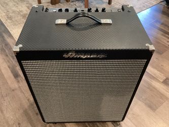 Ampeg Rocket Bass Combo Amp