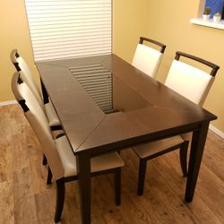 Dining Room Table And Four Chairs 