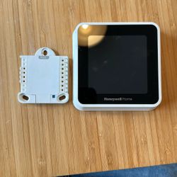 Thermostat: Honeywell Home T5