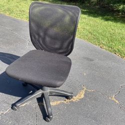 beautiful black office chair