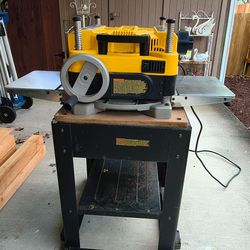 DeWalt DW735 Planer