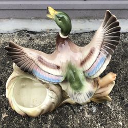 Nice Vintage Mallard Porcelain/Ceramic Underwriters Laboratories  Display Piece-GC