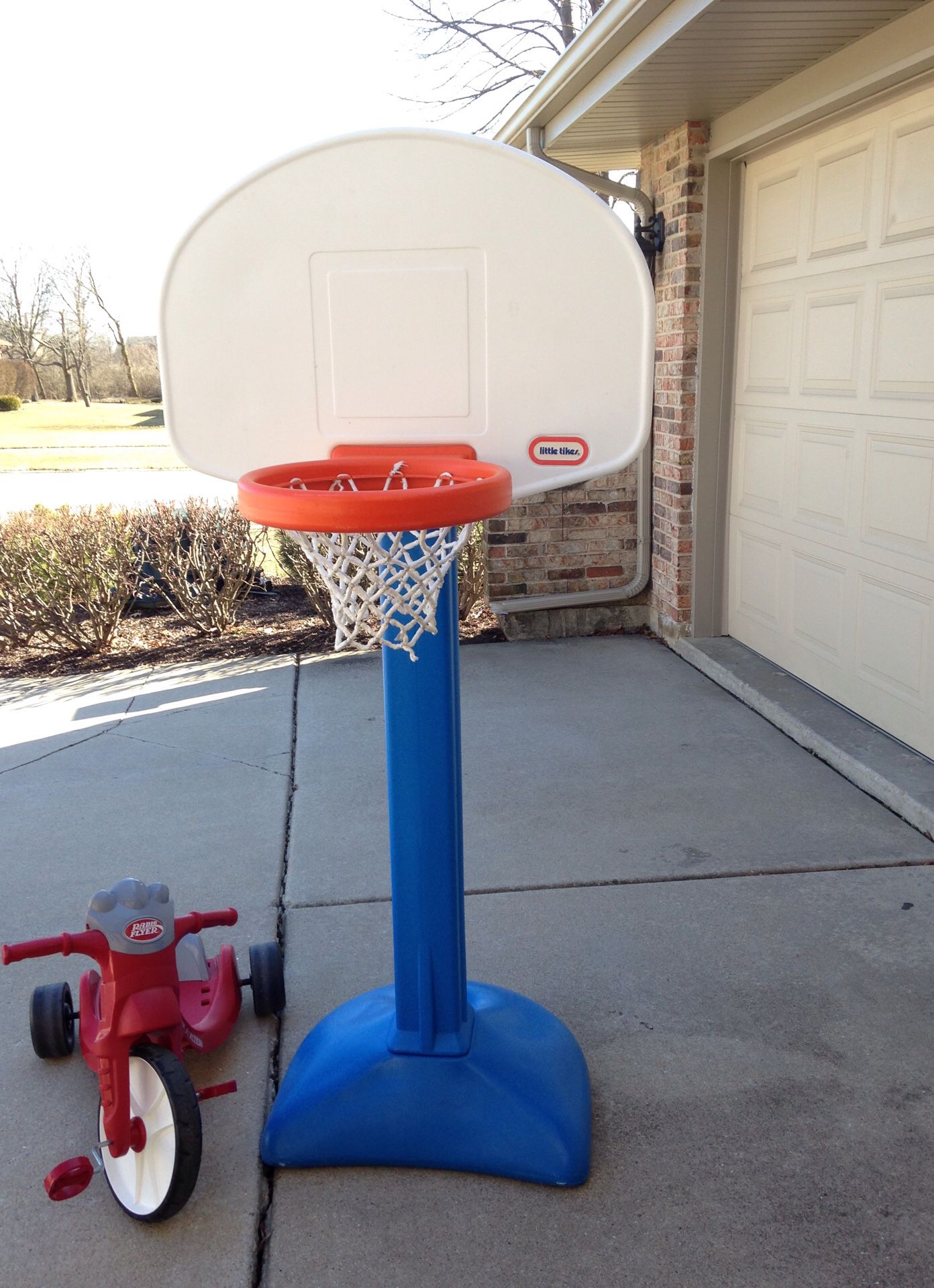 Basketball Hoop made by Little Tike