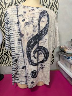 Music Print Short Sleeve Top NEW Size 5X