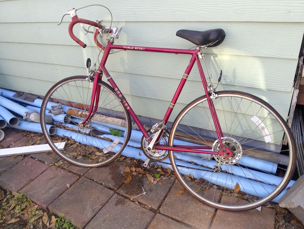 Vintage Antique 1980s Schwinn World Sport Touring Bicycle Bike