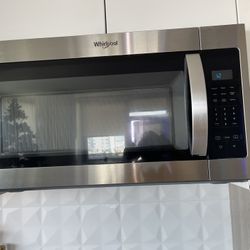 Whirlpool Microwave 