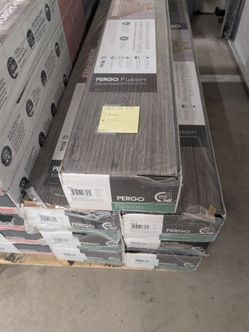 Waterproof Hybrid Resilient Flooring, 189 SQ FT
