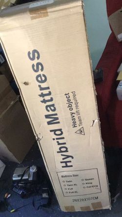 Brand new hybrid mattress