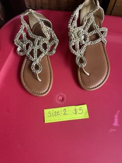 Girls Sandals Size 13, 1, 2  - Size And Price On Picture 