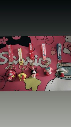 Sanrio Hello Kitty Characters! Key Chains🔑💓💛🖤🤍