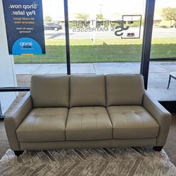 100% Leather Sofa  - Galligher 