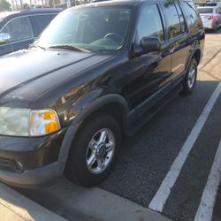 2003 Ford Explorer