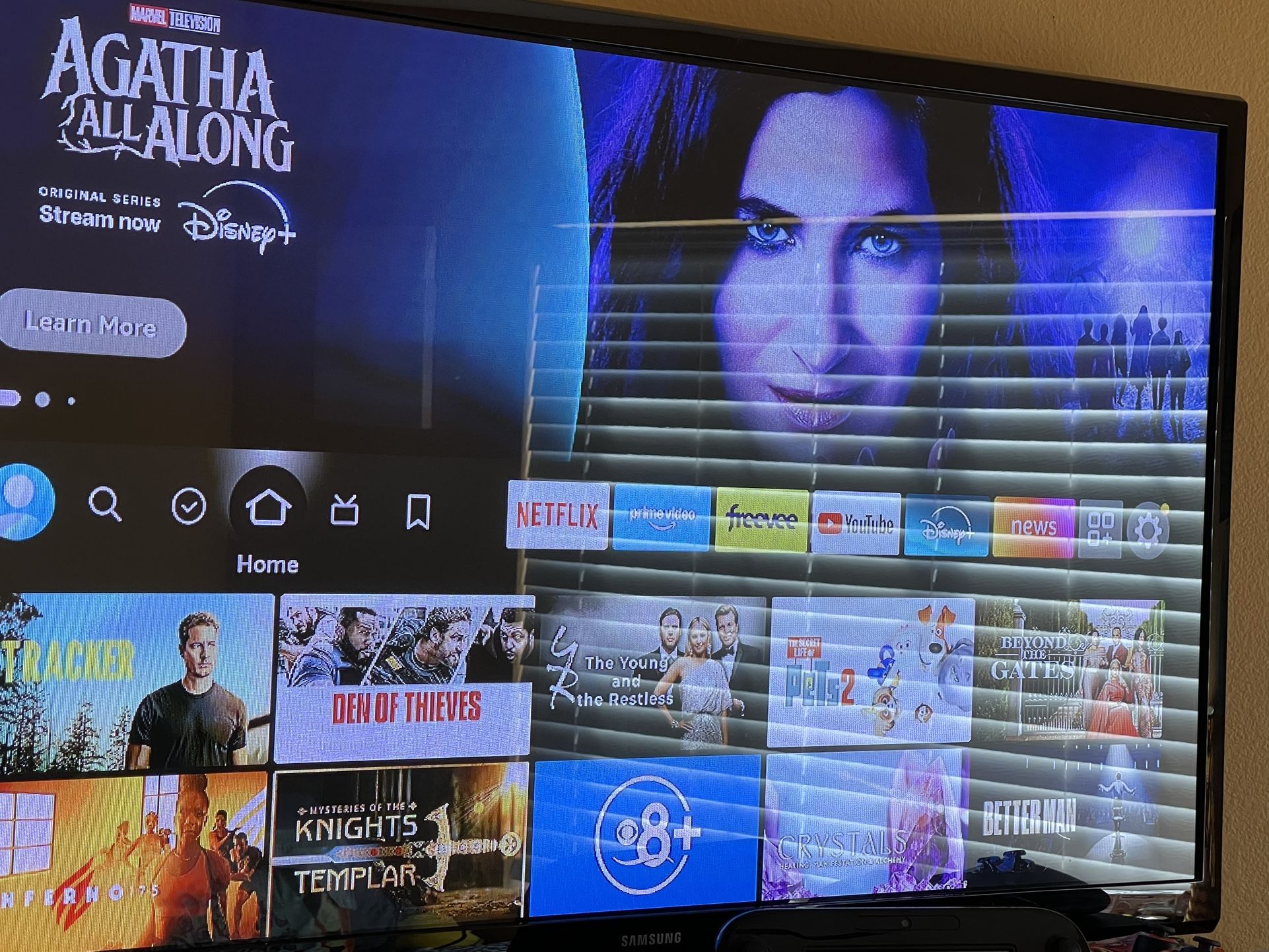 Samsung Flat TV 40” & Firestick
