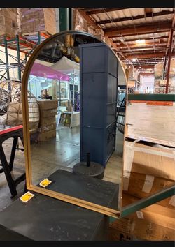 New 24 in. W x 36 in. H Arched Metal Medicine Cabinet with Mirror in Gold