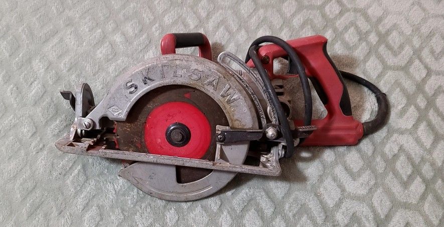 Milwaukee Skil Saw 