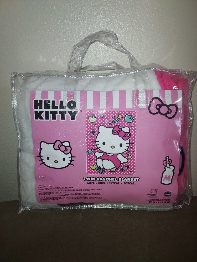 Hello Kitty Blanket 