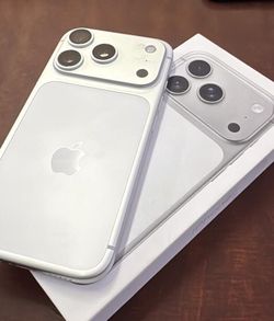 Brand New iPhone **17 Pro Max 2TB**UNLOCKED For Any Company**