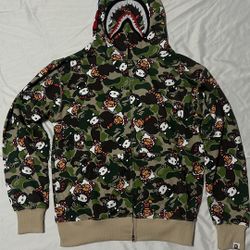 Medium BAPE X Sanrio Hello Kitty ABC Camo Shark full zip up hoodie