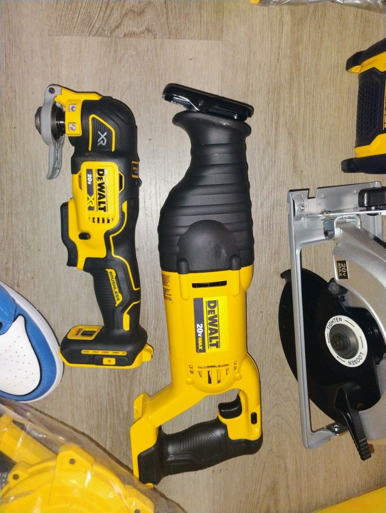 DeWalt 20v Max Brushless Xr