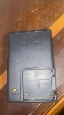 Sony charge 