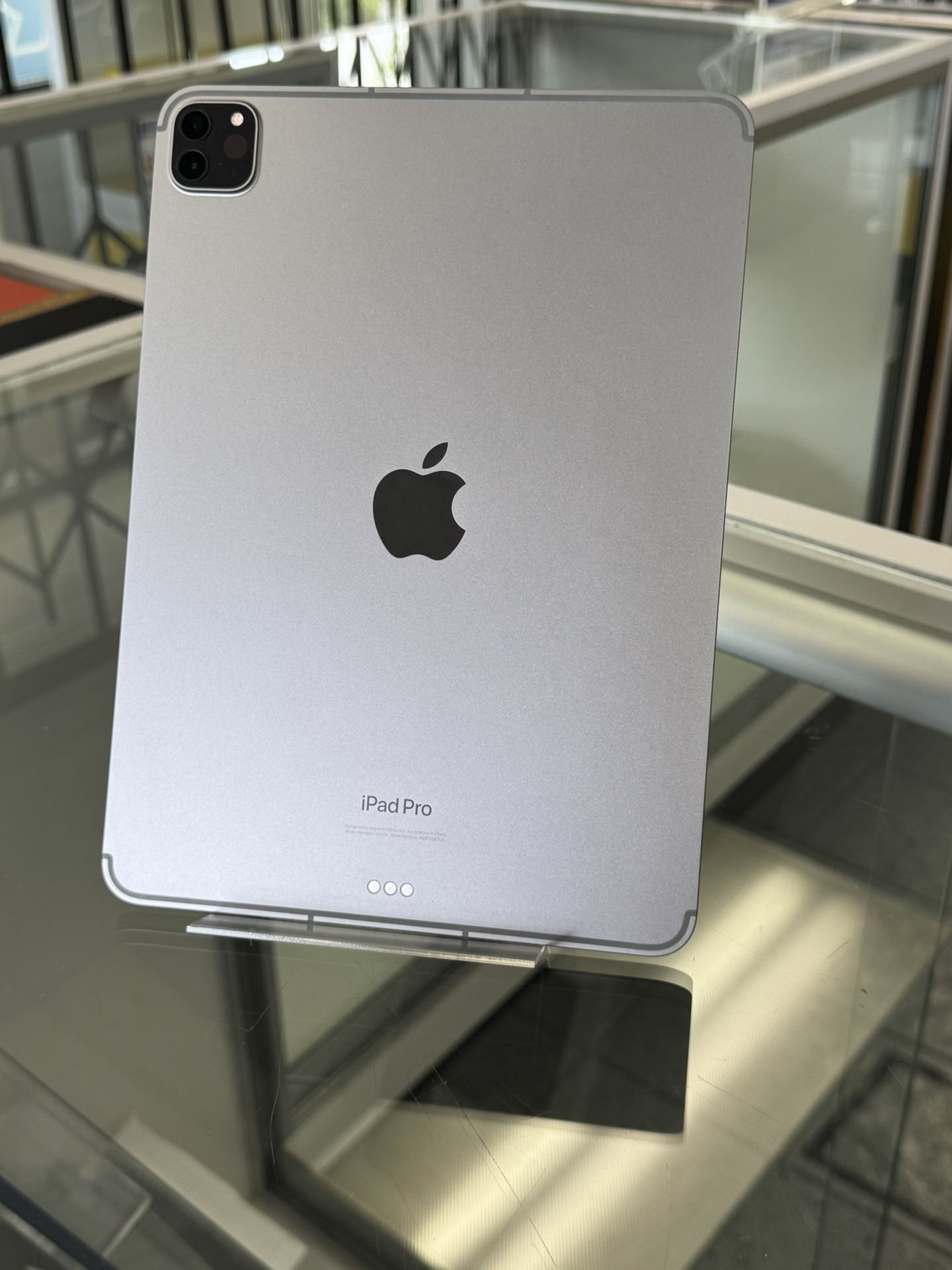 iPad Pro 11 4th Generation 128gb WiFi & LTE